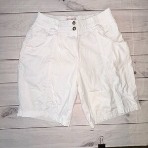 Women's White Casual Shorts By Coral Bay Size 10 P Summer Spring Walking Casual
